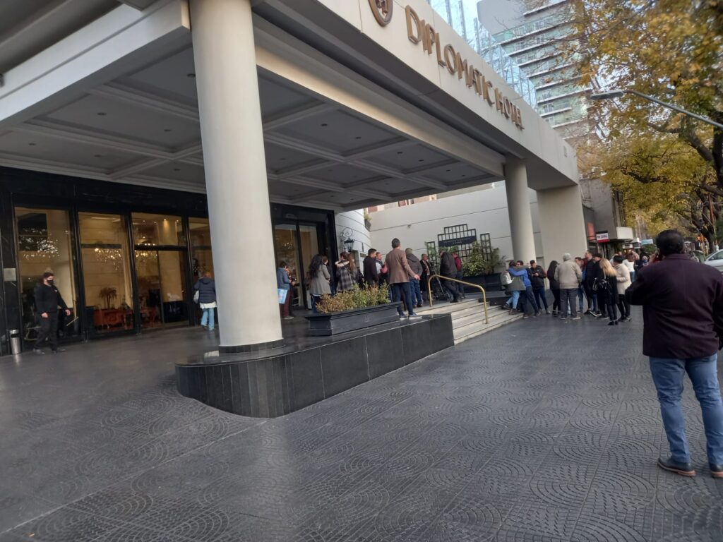 4243b1be-ea3d-4a2b-aaea-c356ec7f5a94